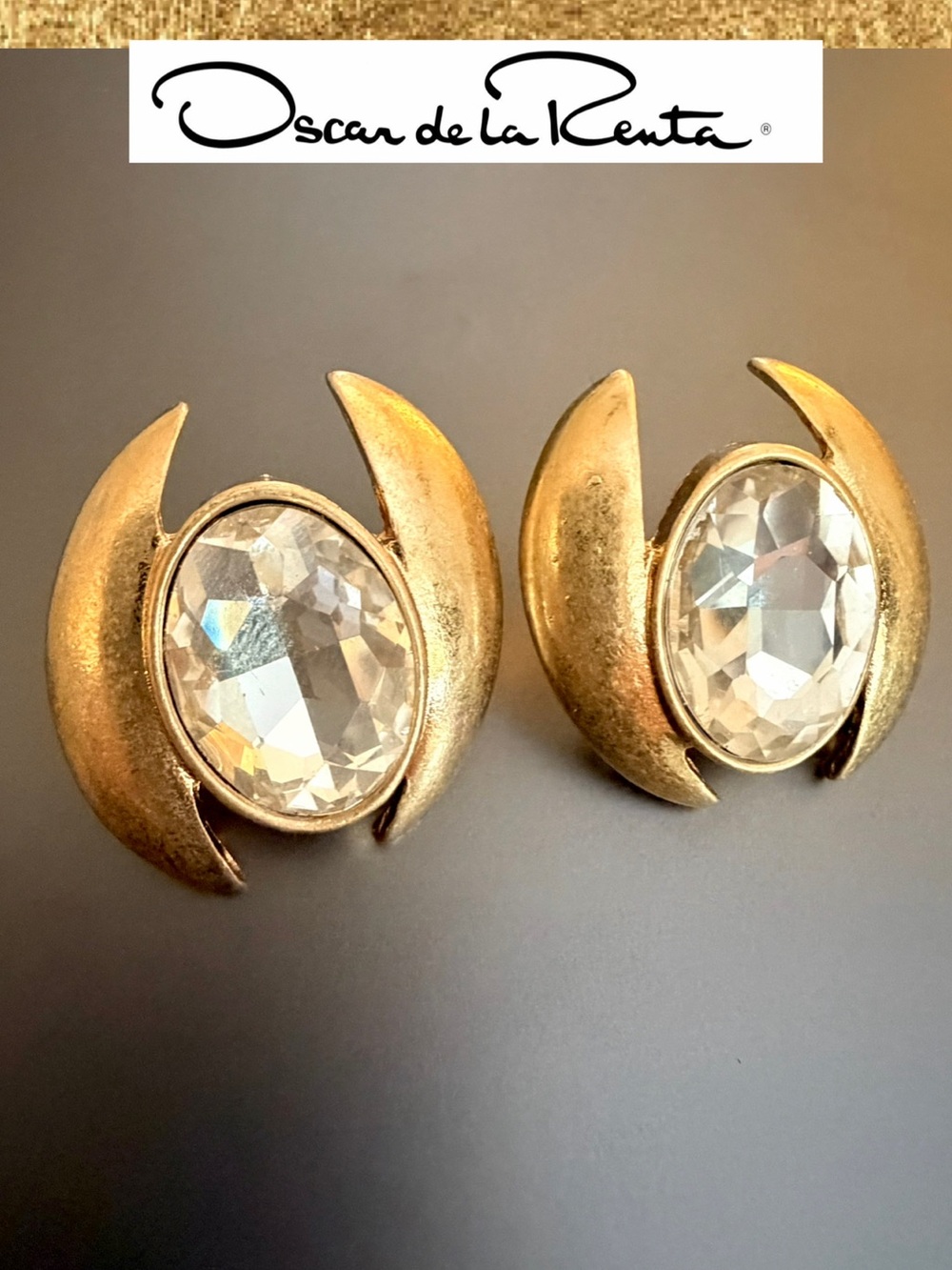 Oscar de la Renta Oval Stone Earrings gold w/Sparkling Crystals  Signed POST